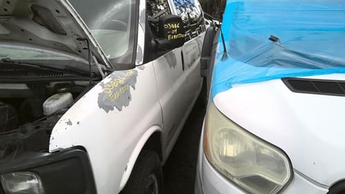 2004 GMC Expr25