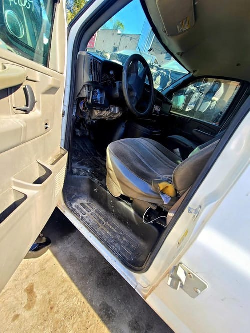 2006 GMC Expr35