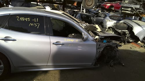 2011 Infiniti M37
