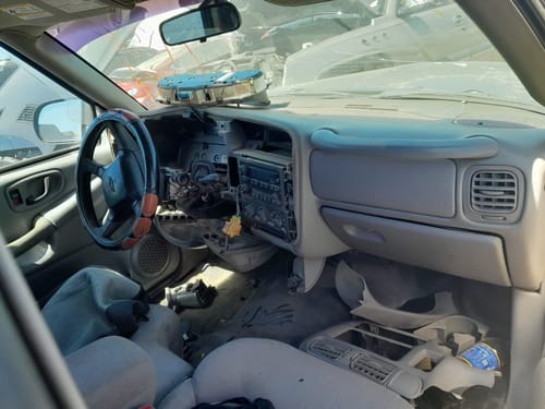 2003 GMC S10s15