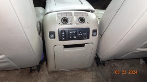 2002 Cadillac Escalade