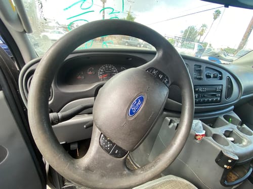 2003 Ford E-350
