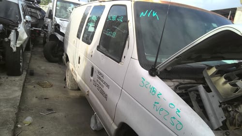 2002 Ford E-250