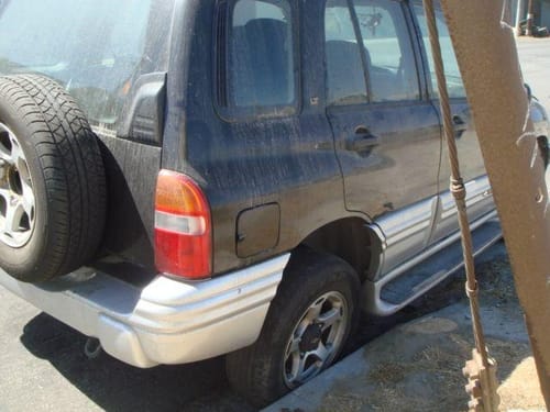 2001 Chevrolet Tracker