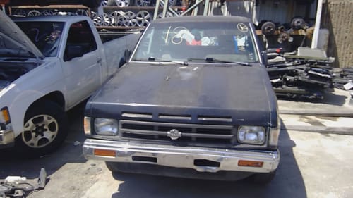 1990 Nissan Pickup