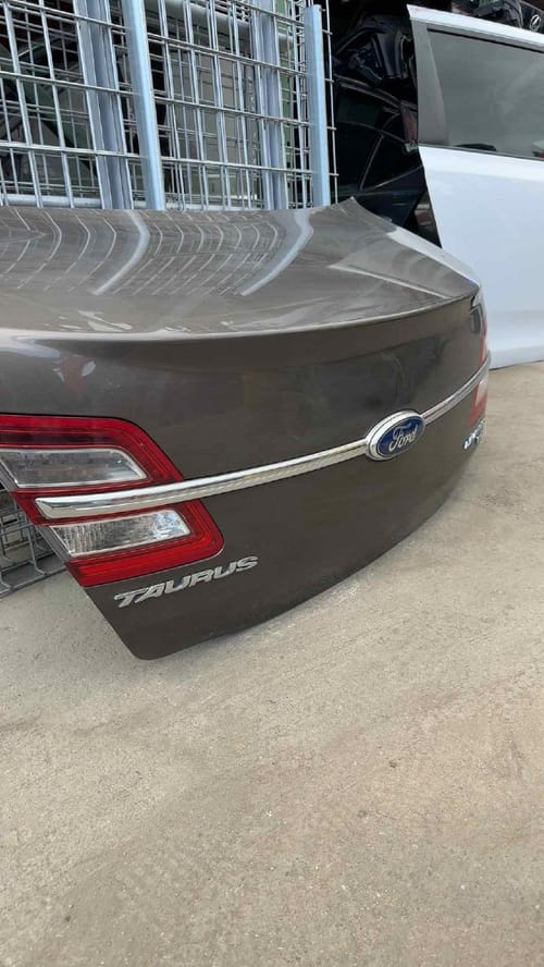 2016 Ford Taurus