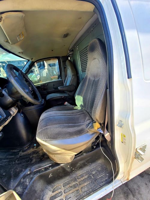 2006 GMC Expr35