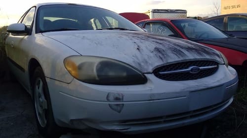 2000 Ford Taurus
