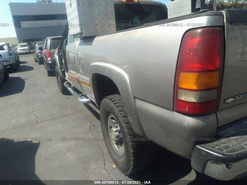 2002 GMC Silv25