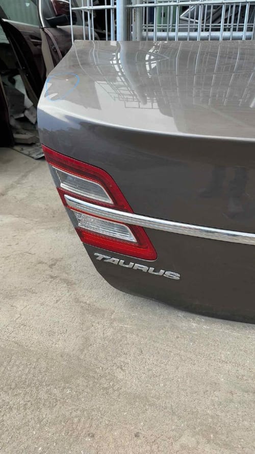 2016 Ford Taurus