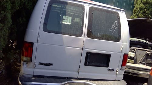 2001 Ford E-250