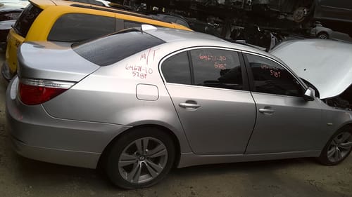 2010 BMW B528i