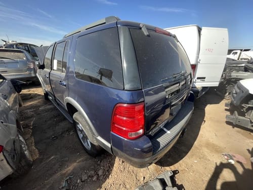 2005 Ford Explorer