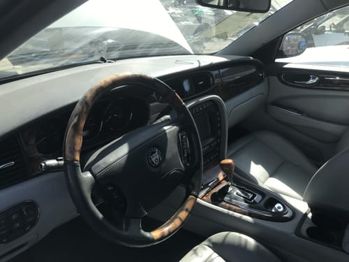 2006 Jaguar Xj8