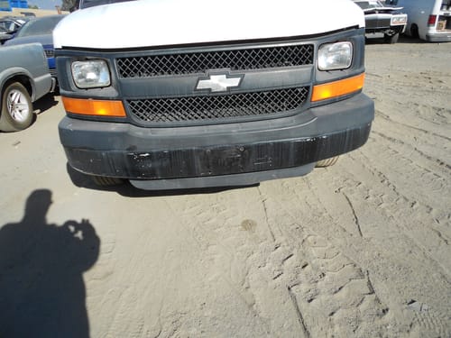 2004 GMC Expr35