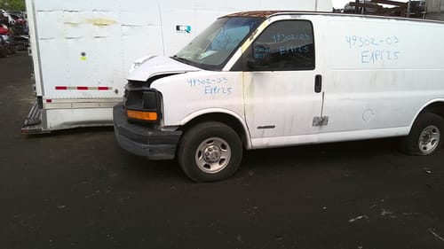 2003 GMC Expr25
