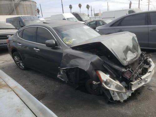 2012 Infiniti M37