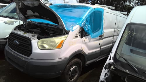 2015 Ford Tra250