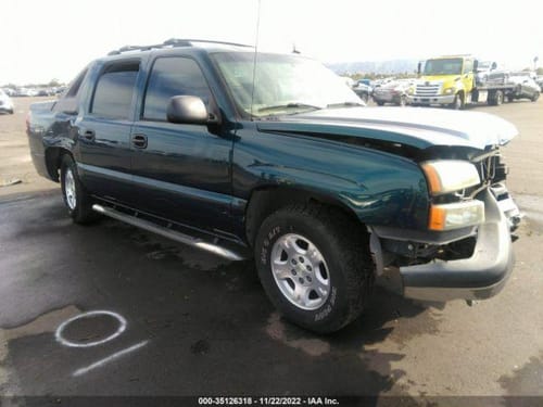 2005 GMC Aval15