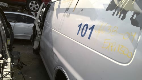 2004 GMC Expr15