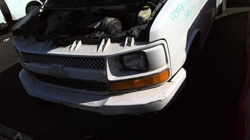 2003 GMC Expr25