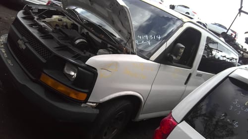 2003 GMC Expr15
