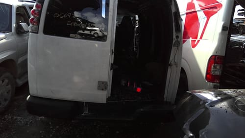 2006 GMC Expr15