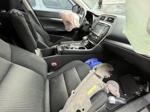 2016 Nissan Maxima