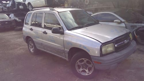 2001 Chevrolet Tracker