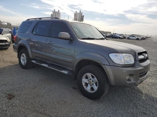 2005 Toyota Sequoia