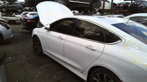 2015 Chrysler 200