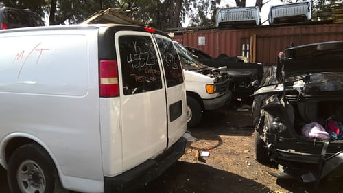 2008 GMC Expr25