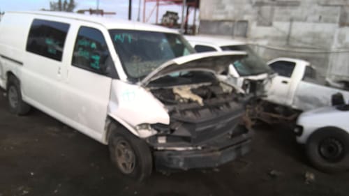 2005 GMC Expr15