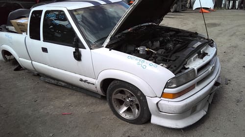 2000 GMC S10s15