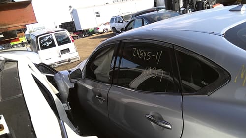 2011 Infiniti M37