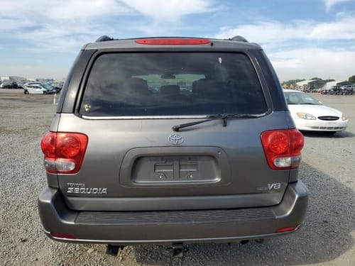2005 Toyota Sequoia