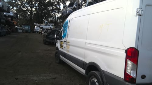 2015 Ford Tra250