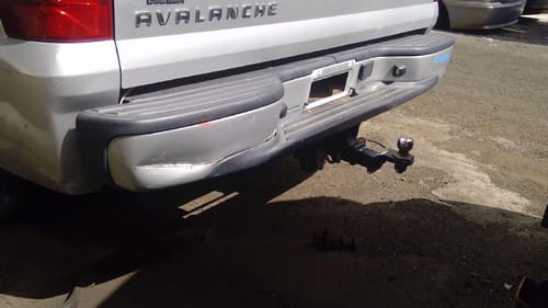 2011 GMC Aval15