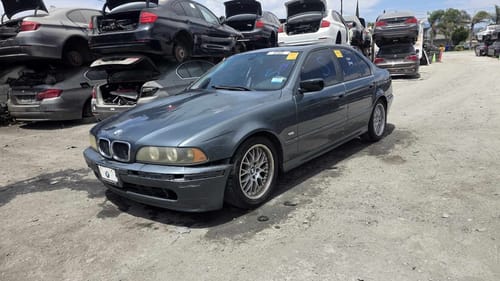2002 BMW Bm530i