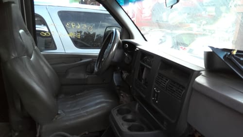 2006 GMC Expr15