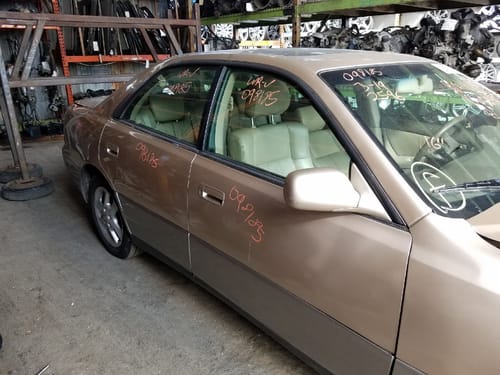 2000 Lexus Es300
