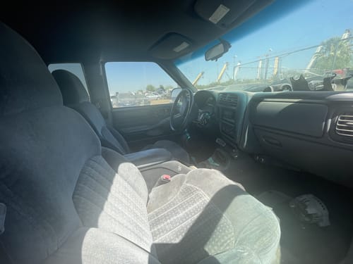 2000 GMC S10s15