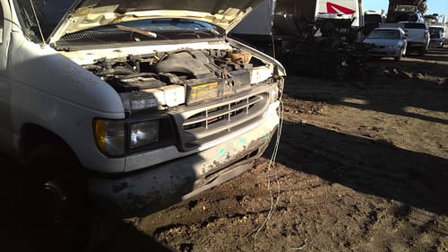 2000 Ford E-250