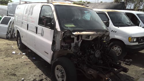 2005 GMC Expr25