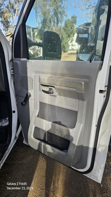 2011 Ford E-350