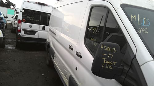 2017 Ford Tra250