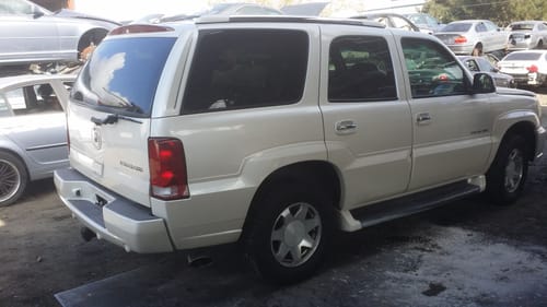 2002 Cadillac Escalade