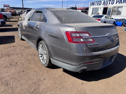 2013 Ford Taurus