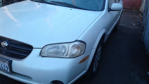 2000 Nissan Maxima