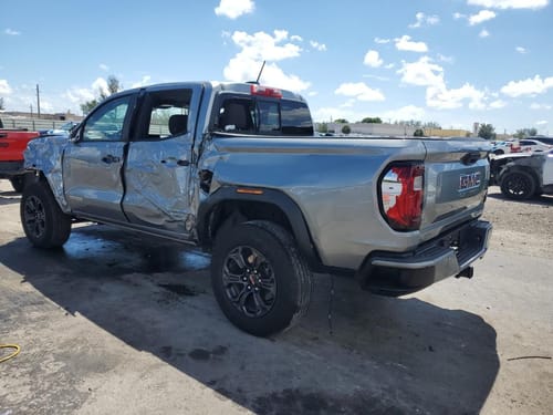 2024 GMC Canyon